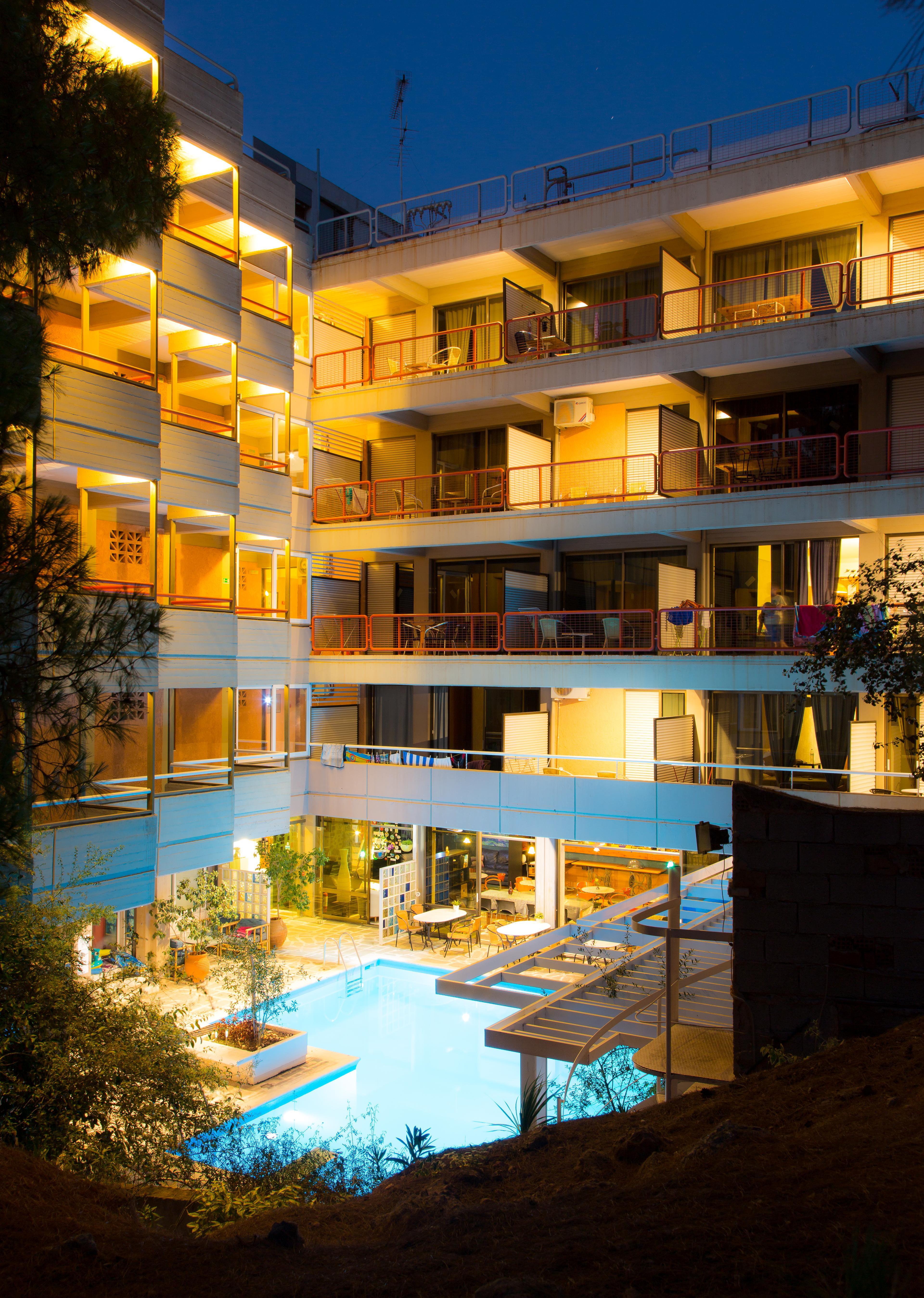 Apollonia Hotel Apartments Varkiza Bagian luar foto